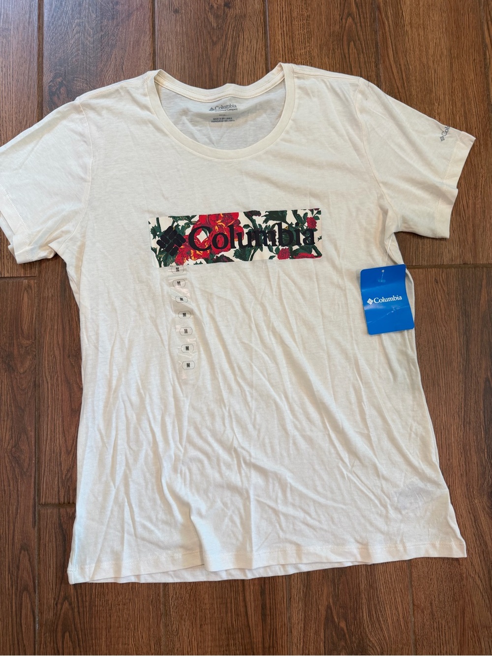 NWT / Columbia Floral Logo Cream Tee / women’s medium
